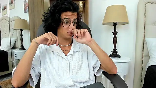 Snapshot of Ibratxandy chatting on February 2026 06:59:02 PM Ibratxandy online show from February 2026 06:59:02 PM