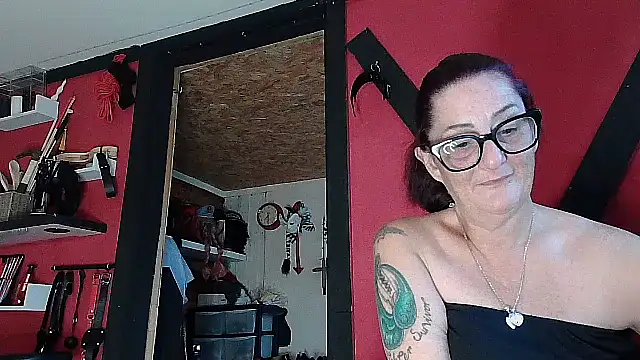 Mistress-Ivy51 online show from November 2025 07:30:02 AM