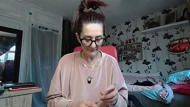 Mistress-Ivy51 online show from February 2026 08:35:02 AM