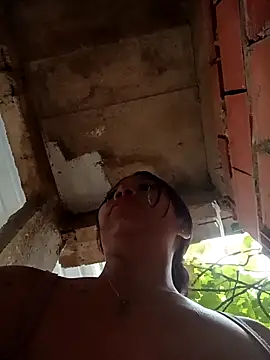 Rous-squir online show from April 2026 12:44:02 PM