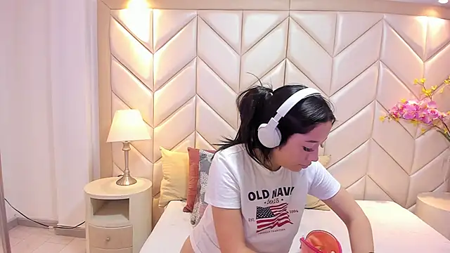 BarbieMonet online show from October 2025 11:53:02 AM