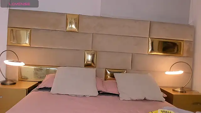 lesly cutee online show from April 2026 12:53:02 PM