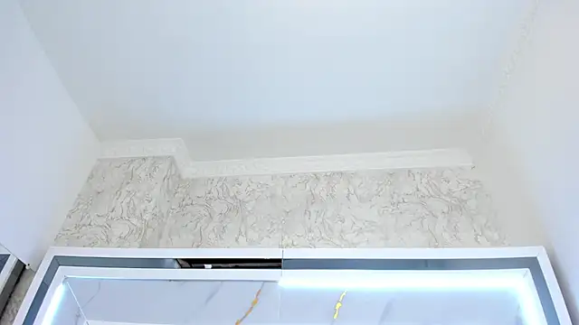 melodycharlotte online show from September 2025 01:00:01 PM