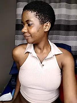 Snapshot of Berryangel03 chatting on November 2025 11:32:01 PM Berryangel03 online show from November 2025 11:32:01 PM