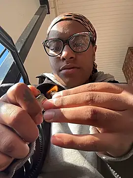 Tu GataLinda online show from November 2025 05:45:02 PM