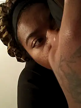 Tu GataLinda online show from November 2025 03:49:01 AM