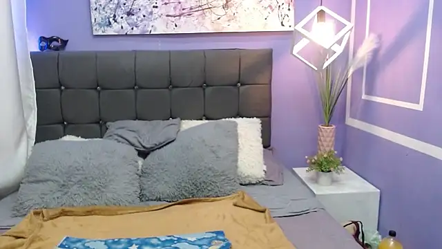 Linda banks  online show from April 2026 07:58:01 PM