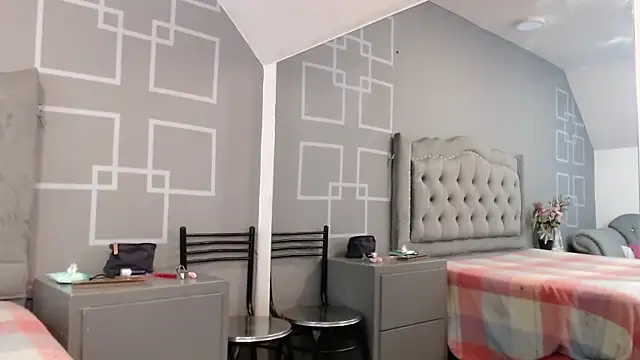 Snapshot of AliceBlackx chatting on September 2025 11:55:02 AM AliceBlackx online show from September 2025 11:55:02 AM