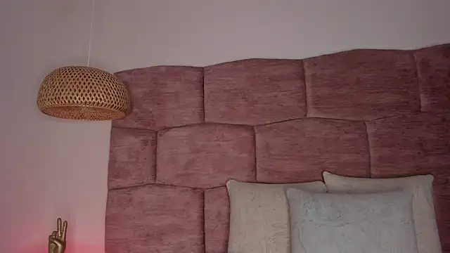 dani velvet online show from February 2026 03:03:01 AM