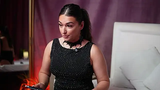 EmmaDallas online show from June 2026 08:10:01 PM
