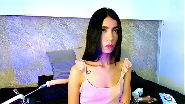 Snapshot of Dixie_grey1 chatting on October 2025 02:17:02 PM Dixie grey1 online show from October 2025 02:17:02 PM