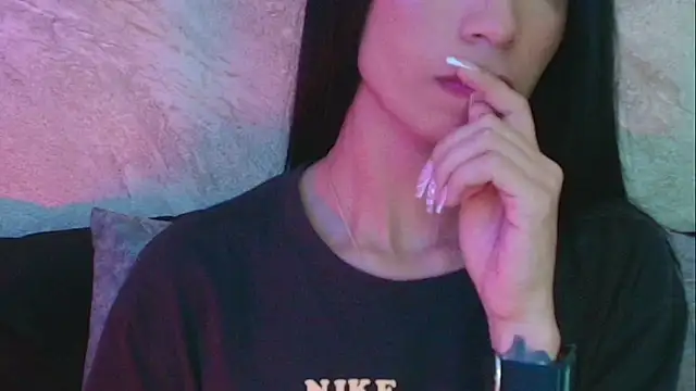 Snapshot of Dixie_grey1 chatting on November 2025 02:16:01 PM Dixie grey1 online show from November 2025 02:16:01 PM