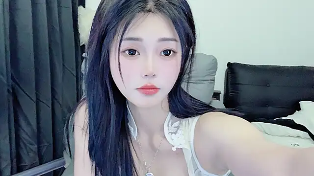 CeeKie online show from October 2025 05:57:02 AM