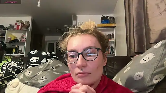 harleyblair online show from January 2026 11:07:01 PM