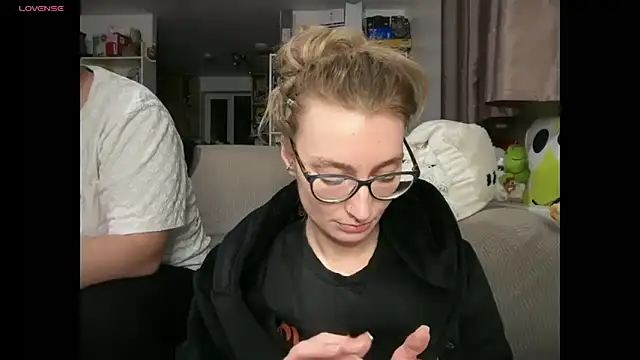 harleyblair online show from March 2026 11:10:01 PM