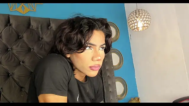 Snapshot of bxby_dolls chatting on October 2025 03:15:02 AM bxby dolls online show from October 2025 03:15:02 AM