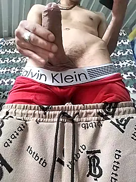 Snapshot of Tussi-amor chatting on September 2025 03:12:02 PM Tussi-amor online show from September 2025 03:12:02 PM