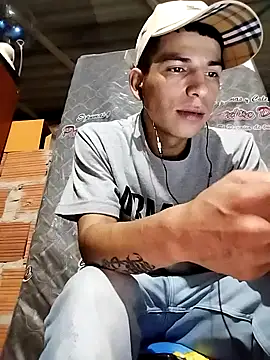 Snapshot of Tussi-amor chatting on September 2025 04:03:01 AM Tussi-amor online show from September 2025 04:03:01 AM