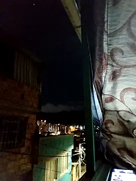 Snapshot of Tussi-amor chatting on September 2025 09:35:02 AM Tussi-amor online show from September 2025 09:35:02 AM