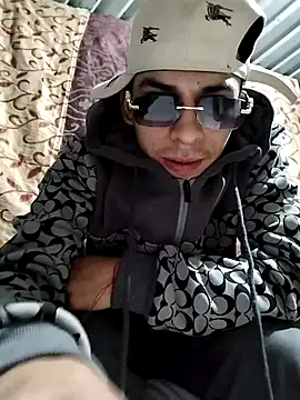 Snapshot of Tussi-amor chatting on October 2025 05:47:02 AM Tussi-amor online show from October 2025 05:47:02 AM