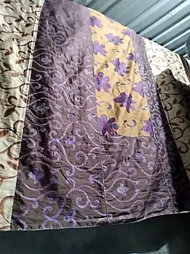 Snapshot of Tussi-amor chatting on October 2025 04:31:02 AM Tussi-amor online show from October 2025 04:31:02 AM