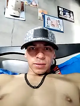 Snapshot of Tussi-amor chatting on October 2025 08:09:02 PM Tussi-amor online show from October 2025 08:09:02 PM