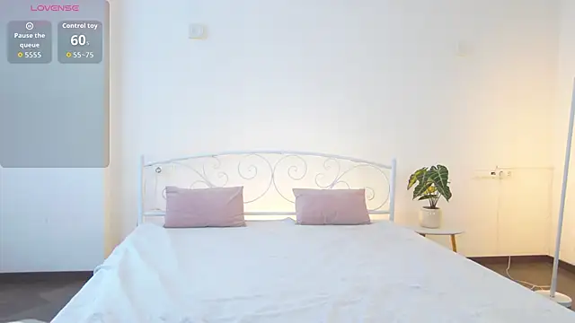 AlexsisFaee online show from March 2026 07:47:02 AM