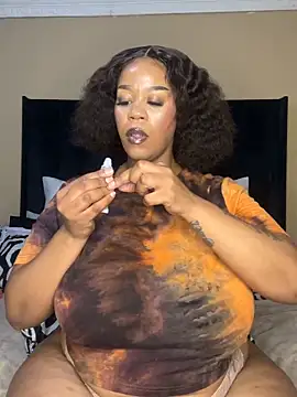 THICKBUNNYCHICKxxx online show from April 2026 08:44:01 PM