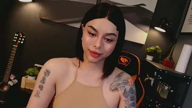 LUNACOCKSLAYER online show from November 2025 09:16:01 PM