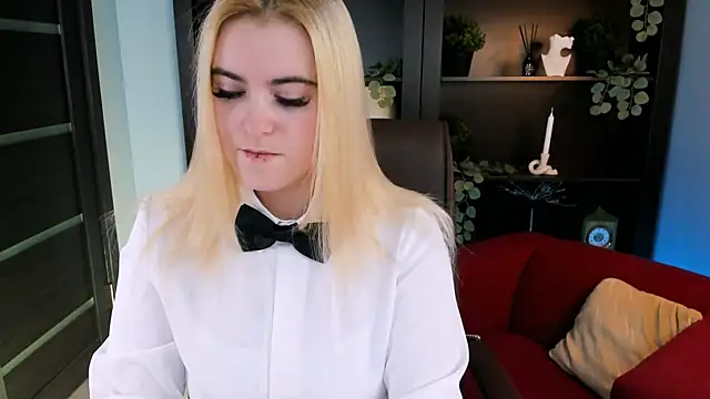 Stef Nicks online show from November 2025 05:17:02 AM