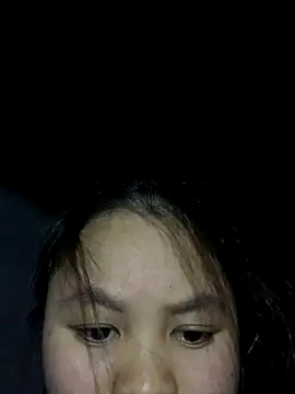 Snapshot of NhuFox chatting on November 2025 01:13:01 PM NhuFox online show from November 2025 01:13:01 PM