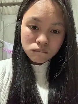 Snapshot of NhuFox chatting on December 2025 01:59:02 PM NhuFox online show from December 2025 01:59:02 PM