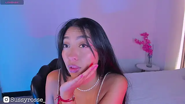 Snapshot of Sussyrosse_ chatting on October 2025 02:10:01 AM Sussyrosse online show from October 2025 02:10:01 AM