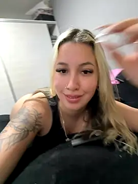 Snapshot of miagarcia250 chatting on November 2025 04:39:02 PM miagarcia250 online show from November 2025 04:39:02 PM