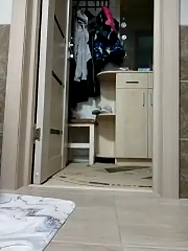 N i k o l a u online show from February 2026 09:19:02 AM