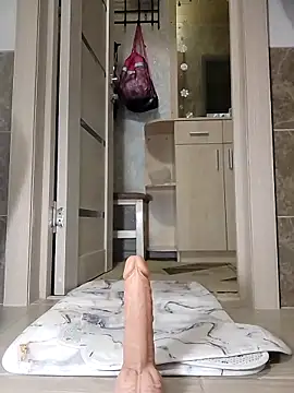 N i k o l a u online show from April 2026 03:20:02 PM