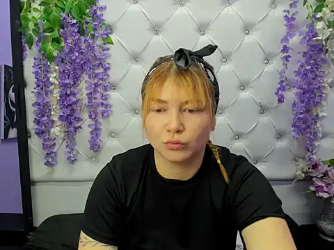 Snapshot of JuliettaRousse69 chatting on September 2025 12:26:01 PM JuliettaRousse69 online show from September 2025 12:26:01 PM