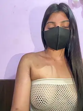 Snapshot of _01ruhi chatting on November 2025 07:18:01 PM 01ruhi online show from November 2025 07:18:01 PM