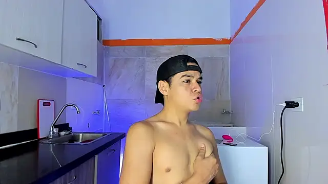 Snapshot of edy_play chatting on November 2025 06:29:02 AM edy play online show from November 2025 06:29:02 AM