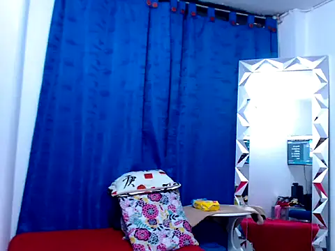 Sexysquirtmommy online show from October 2025 10:10:01 PM