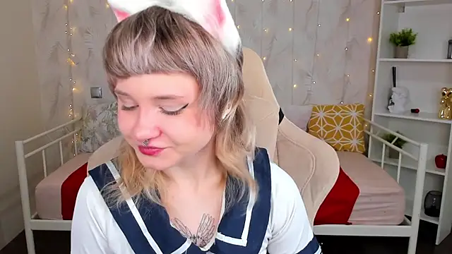 Tori Cutie online show from March 2026 12:05:01 AM