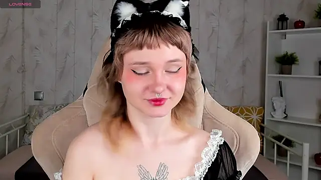 Tori Cutie online show from April 2026 12:06:01 AM