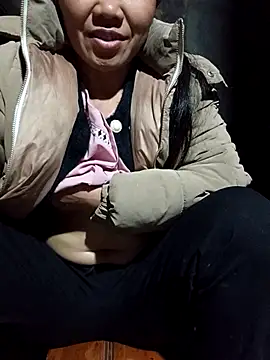 TinTin321 online show from January 2026 10:24:01 PM