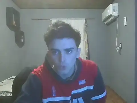 Snapshot of Rodrigo99_9 chatting on June 2026 07:46:01 PM Rodrigo99 9 online show from June 2026 07:46:01 PM