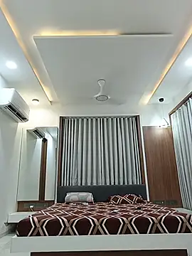 hothunk 7 online show from March 2026 10:32:02 AM