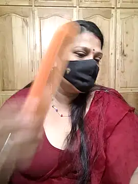 Snapshot of sutari84 chatting on July 2026 11:22:01 PM sutari84 online show from July 2026 11:22:01 PM