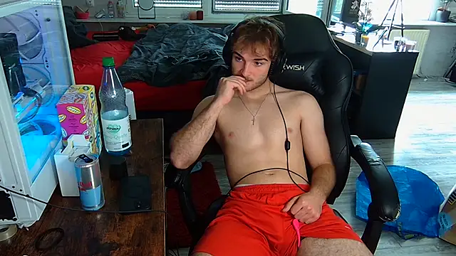 Snapshot of Rudi2007Eye chatting on September 2025 09:55:01 AM Rudi2007Eye online show from September 2025 09:55:01 AM