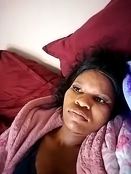 Seductive Yellow Titties online show from September 2025 01:05:02 PM