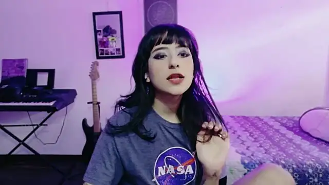 atenea dragon   online show from March 2026 07:20:02 PM