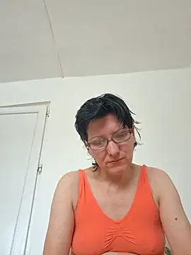 Vera Elle online show from January 2026 07:56:02 AM